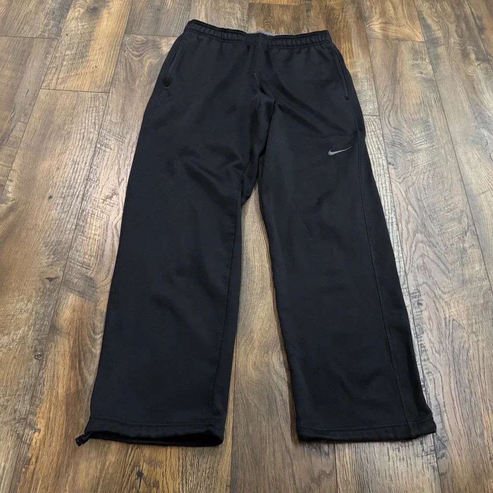Nike Therma-FIT Mens S Training Pants Black Fleece Lined Straight Leg Pocket